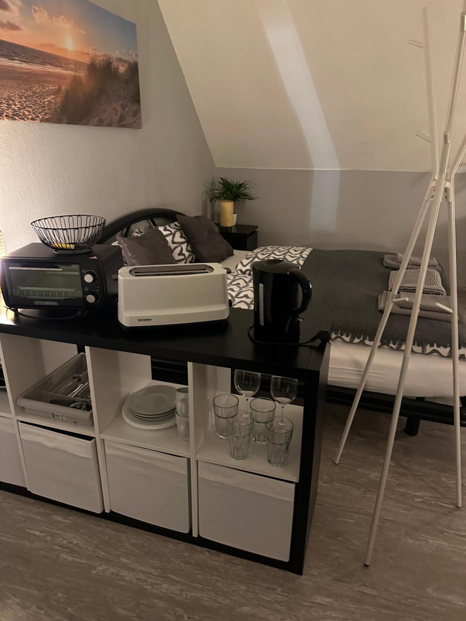 Moderne Wohnungen Im Dachgeschoss 法尔肯塞 外观 照片